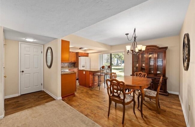 401 NW 39th Rd, Unit C in Gainesville, FL - Building Photo - Building Photo