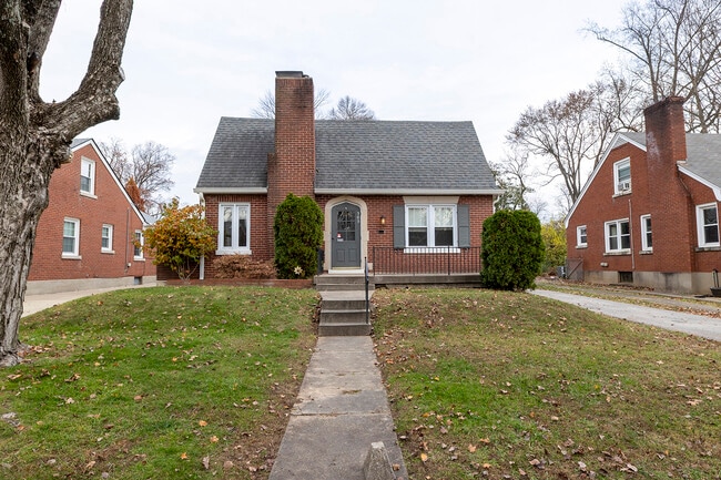 property at 505 Oxford Pl