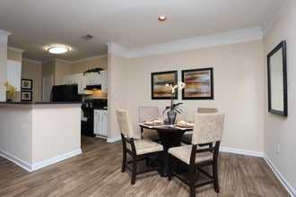 Carrington Park in Jonesboro, GA - Building Photo - Interior Photo
