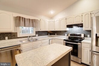 6709 W Lakeridge Rd in New Market, MD - Building Photo - Building Photo