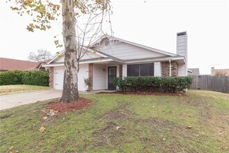217 Chasmier Way in Fort Worth, TX - Building Photo - Building Photo