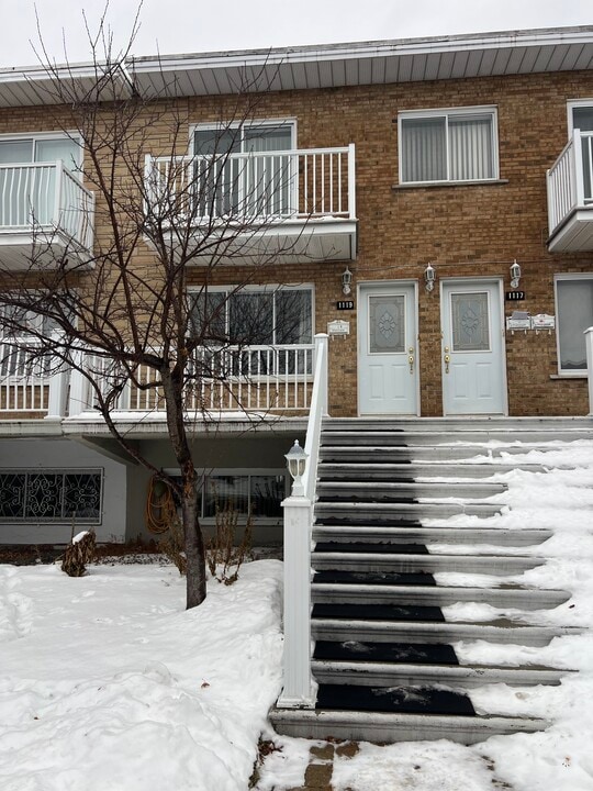 1115 Duguay Rue in St. Laurent, QC - Building Photo