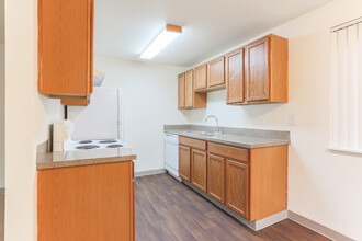 The Ridge at Bull Mountain in Tigard, OR - Building Photo - Interior Photo