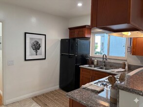 1111 Tyler St in Glendale, CA - Building Photo - Building Photo