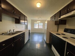 2125 Walberg Dr in Hinesville, GA - Building Photo - Building Photo