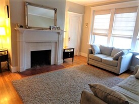 1982 Commonwealth Ave, Unit 4 in Boston, MA - Building Photo