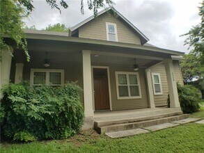 5408 Evans Ave in Austin, TX - Building Photo - Building Photo