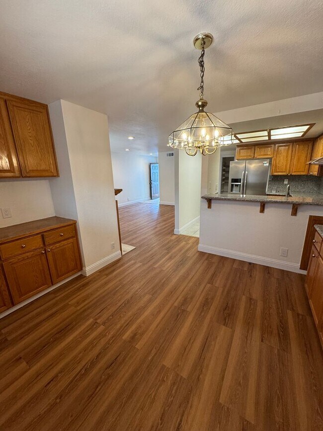 1314 Blue Oak Ct in Pinole, CA - Building Photo - Building Photo