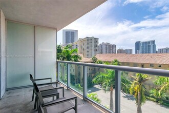 2602 E Hallandale Beach Blvd, Unit ID1227459P in Hallandale Beach, FL - Building Photo - Building Photo