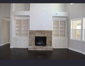 428 Silver Brook Dr in Woodstock, GA - Building Photo - Building Photo