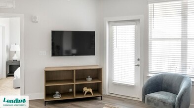 556 Martin Rd SW in Huntsville, AL - Building Photo - Building Photo