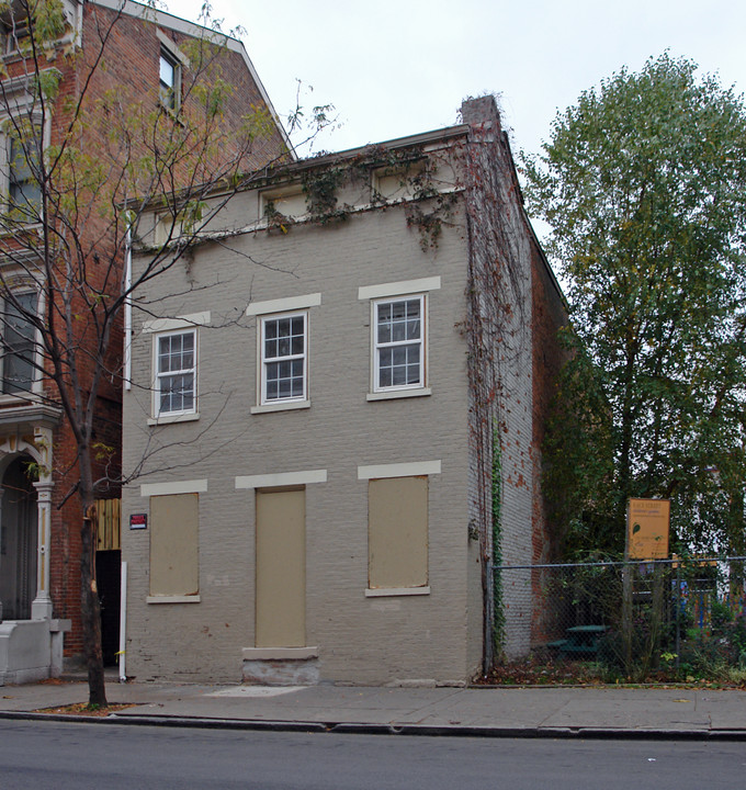 1407 Race St in Cincinnati, OH - Building Photo