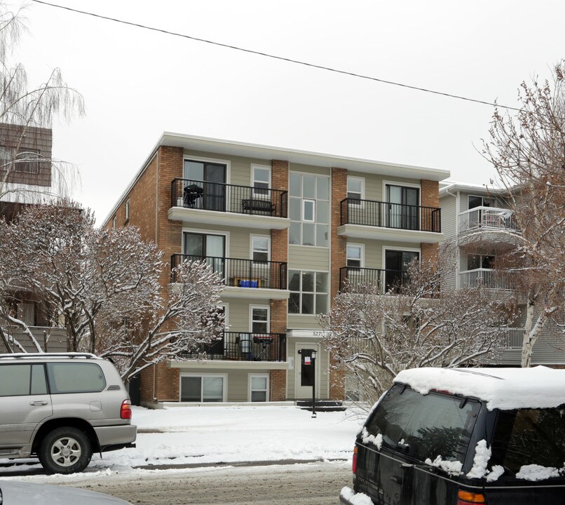 527 18th Ave SW in Calgary, AB - Building Photo