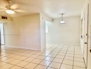 13500 SW 1st St, Unit U104 in Pembroke Pines, FL - Building Photo - Building Photo
