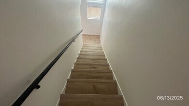 310 La Veta Dr in Albuquerque, NM - Building Photo - Building Photo