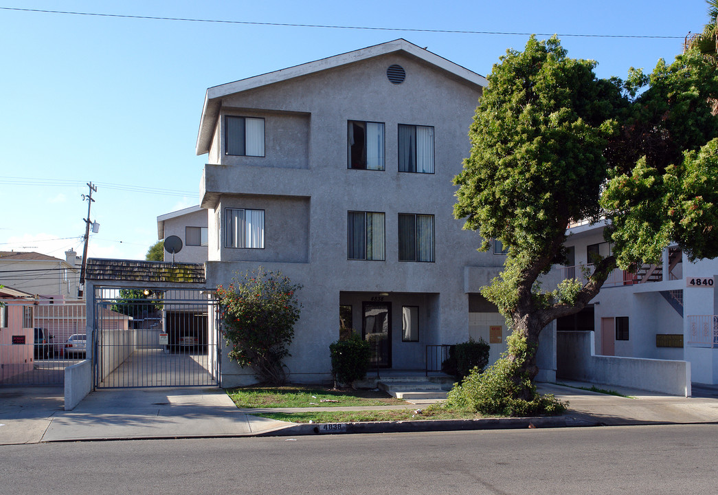 4838 W 118th St in Hawthorne, CA - Building Photo