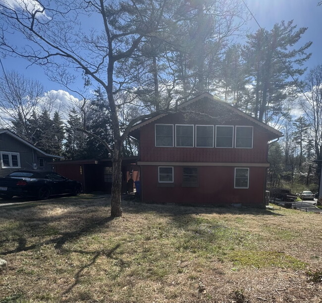 property at 1065 Mountain View St