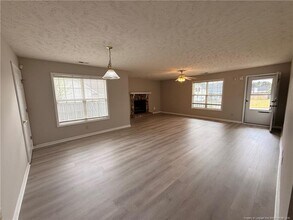 105 Yasmine Dr in Raeford, NC - Building Photo - Building Photo