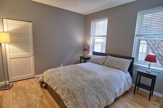 1409 Commonwealth Ave in Boston, MA - Building Photo - Building Photo