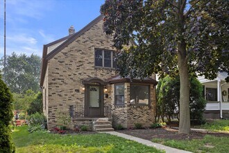 4020 S 2nd St in Milwaukee, WI - Building Photo - Building Photo