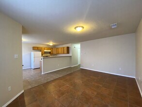 537 Tulip Rd SE in Rio Rancho, NM - Building Photo - Building Photo
