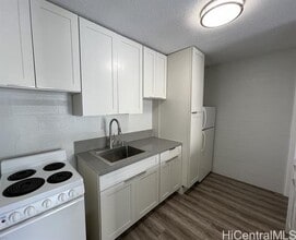 1508 Pensacola St in Honolulu, HI - Building Photo - Building Photo