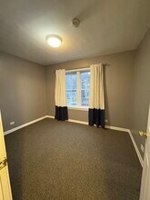 129 Elmwood Ave, Unit 2s in Evanston, IL - Building Photo - Building Photo