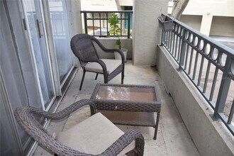 601 Island Pl Wy in Tampa, FL - Building Photo - Building Photo