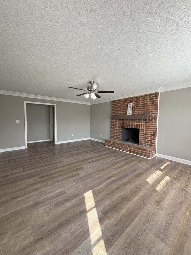 1050 Aiken Rd in Bogart, GA - Building Photo - Building Photo