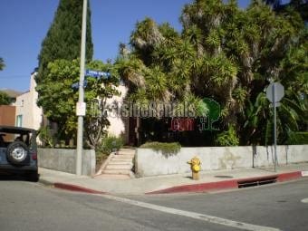 1001 N Sierra Bonita Ave, Unit 1/2