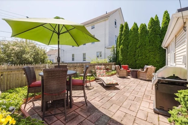 69 Summerfield St in Fall River, MA - Building Photo - Building Photo