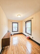 6528 N Lakewood Ave in Chicago, IL - Building Photo - Building Photo