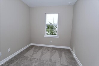 1063 Enbrook Lp in Naples, FL - Building Photo - Building Photo