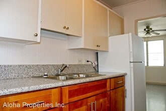 3353 Campbell Ave in Honolulu, HI - Foto de edificio - Building Photo