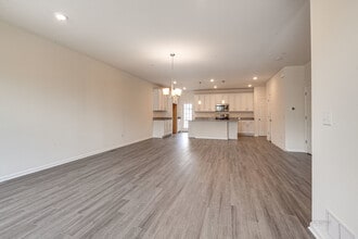 264 Hoffmann Dr in Buffalo Grove, IL - Building Photo - Building Photo