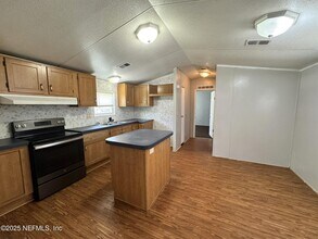 7675 Del Rd in Jacksonville, FL - Building Photo - Building Photo