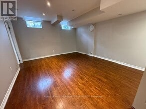 527 Miller Way in Milton, ON - Building Photo - Building Photo