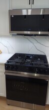 808 12th St NE, Unit #2 in Washington, DC - Building Photo - Building Photo