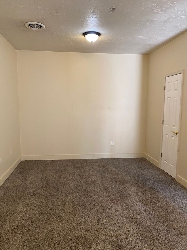 301 E Weidman St in Lebanon, PA - Building Photo - Building Photo