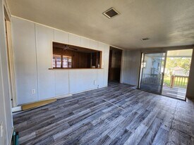 2220 SE 172nd Terrace in Silver Springs, FL - Building Photo