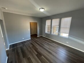 1852 S Central Park Ave in Chicago, IL - Building Photo - Building Photo