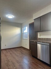 1413-1415 Hanson St in Reynoldsburg, OH - Building Photo - Building Photo