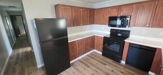 90 Deerwood Park in Centralia, IL - Building Photo