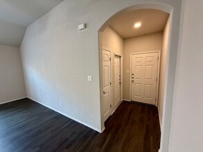 9219 Canyon Bnd in Converse, TX - Building Photo - Building Photo