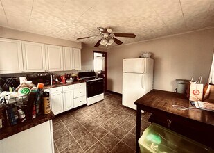 98 Richard St in Johnson City, NY - Building Photo - Building Photo