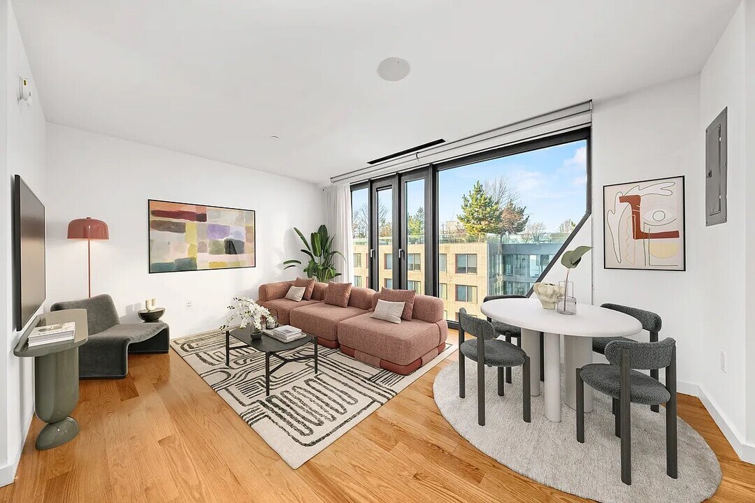 123 Melrose St in Brooklyn, NY - Building Photo