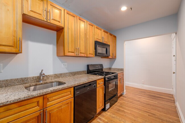 274 Chestnut Ave, Unit 15 in Boston, MA - Building Photo - Building Photo