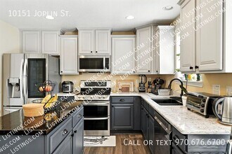 10151 Joplin St in Commerce City, CO - Foto de edificio - Building Photo