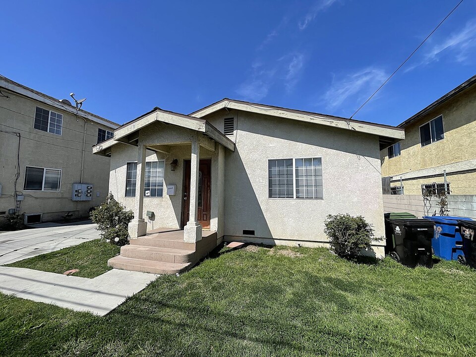 1549 W 204th St in Torrance, CA - Foto de edificio