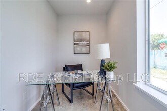 3308 Birmingham Ave in Dallas, TX - Building Photo - Building Photo